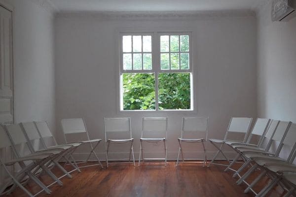 sala-grupo-25-pessoas-casa-backer.jpg 3